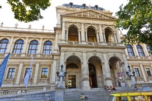 Universität Wien